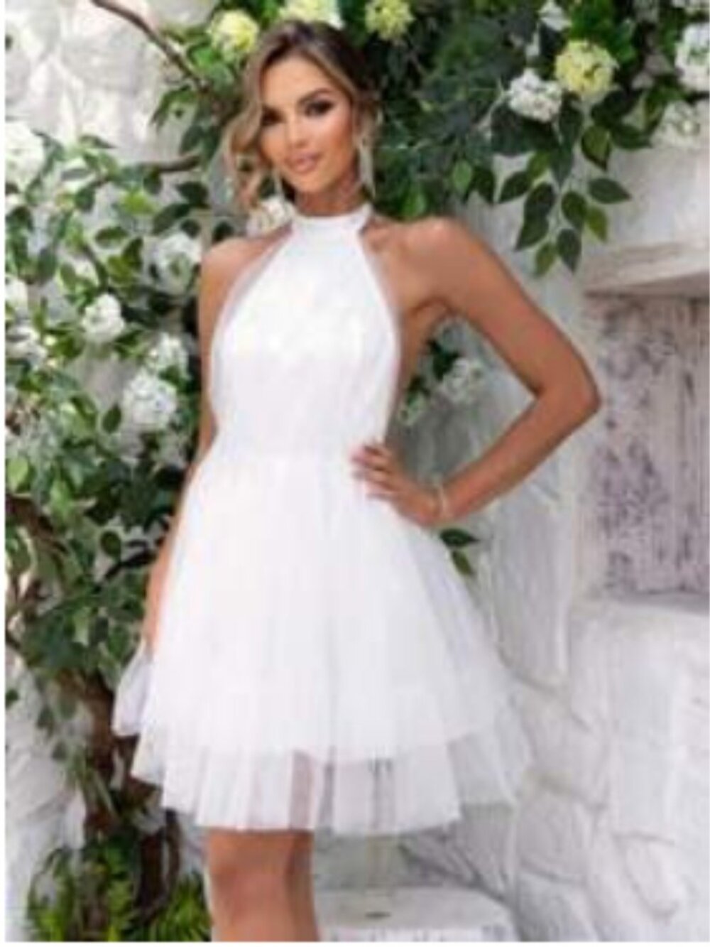 White princess dress with tulle | medium